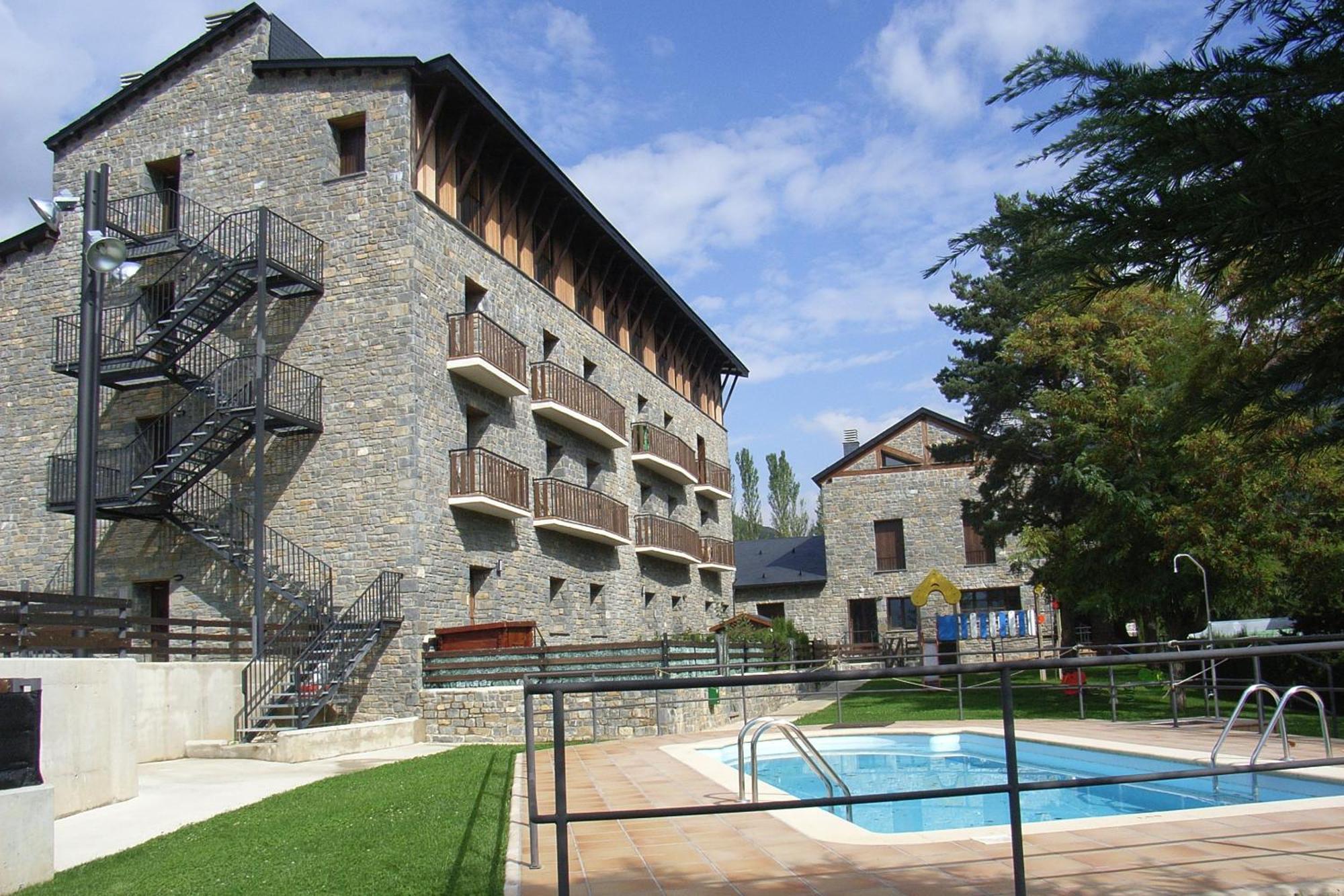 Roca Nevada Suites Villanua Luaran gambar