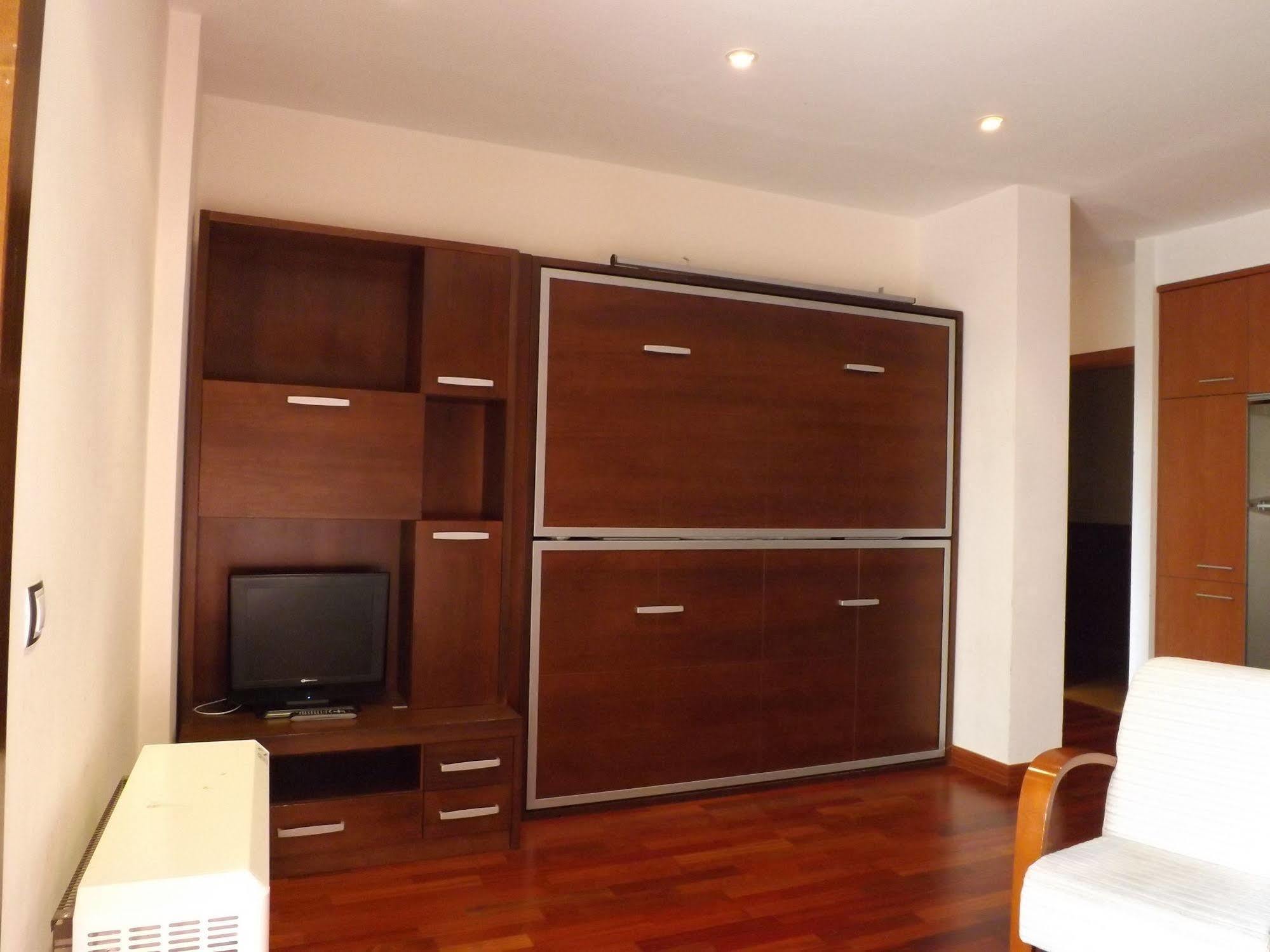 Roca Nevada Suites Villanua Luaran gambar
