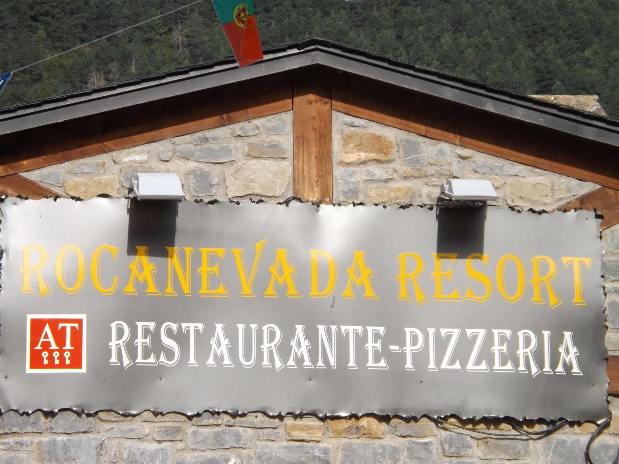 Roca Nevada Suites Villanua Luaran gambar